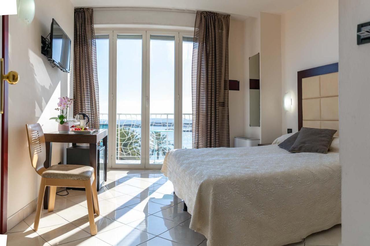 Hotel Marinella San Remo Buitenkant foto