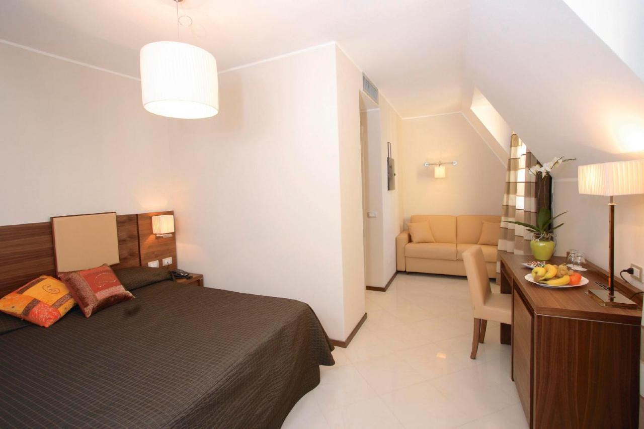 Hotel Marinella San Remo Kamer foto